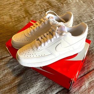 NIB Nike Court Vision Lo